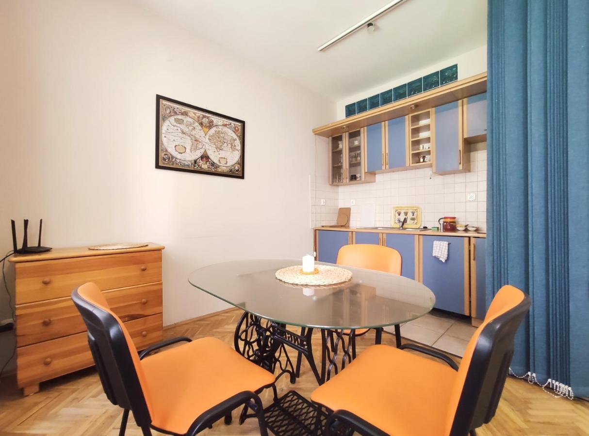 Plac Nowy 8A By Homeprime Krakow Bagian luar foto