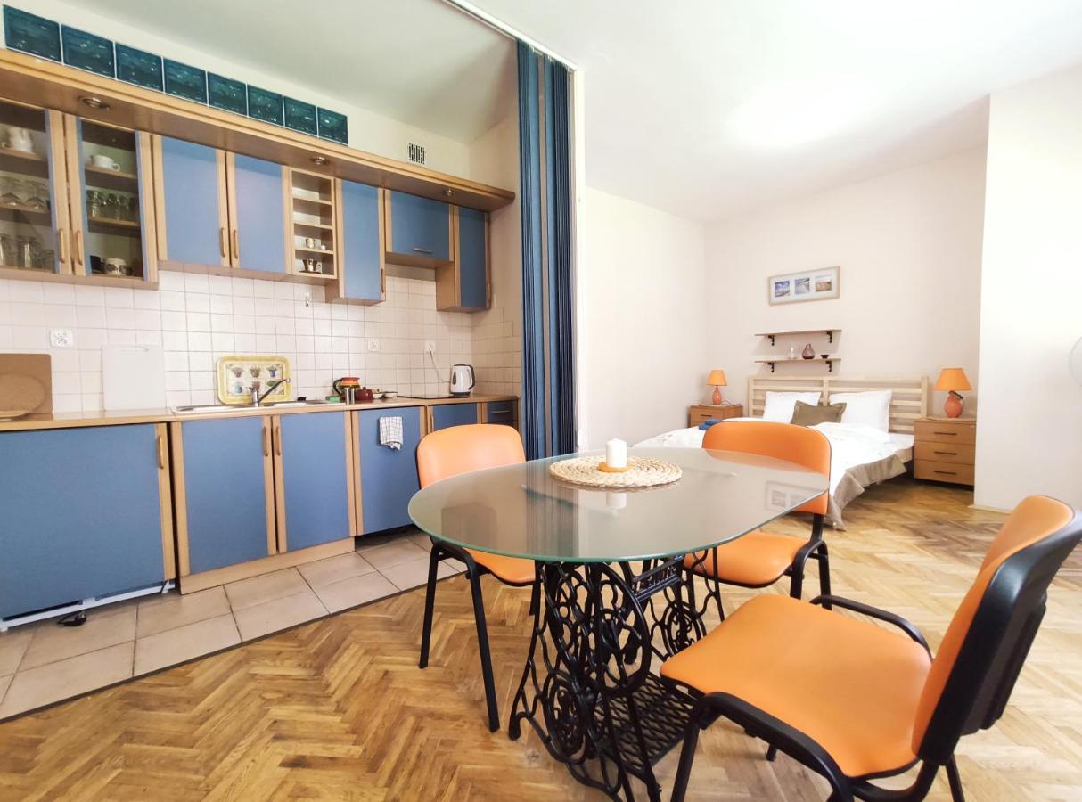Plac Nowy 8A By Homeprime Krakow Bagian luar foto